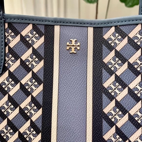 NWT Tory Burch Geo Logo Allover Large Tote Bag - Picture 2 of 5